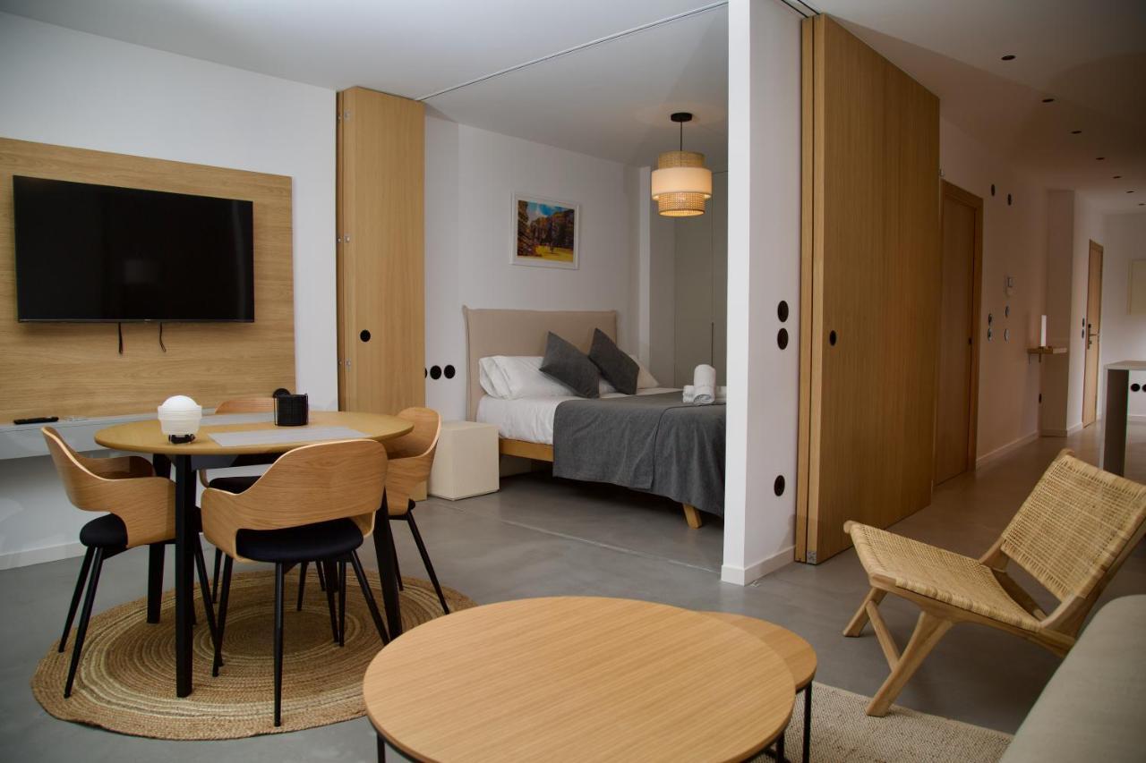 Suite 102 - 1 Bedroom Suite In Amando Perez Suites Ribadeo Exterior photo