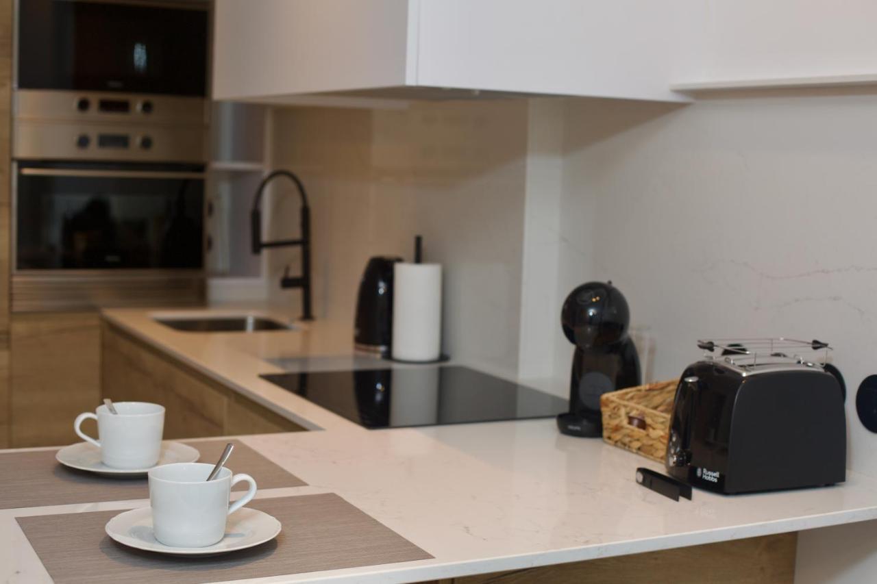 Suite 102 - 1 Bedroom Suite In Amando Perez Suites Ribadeo Exterior photo
